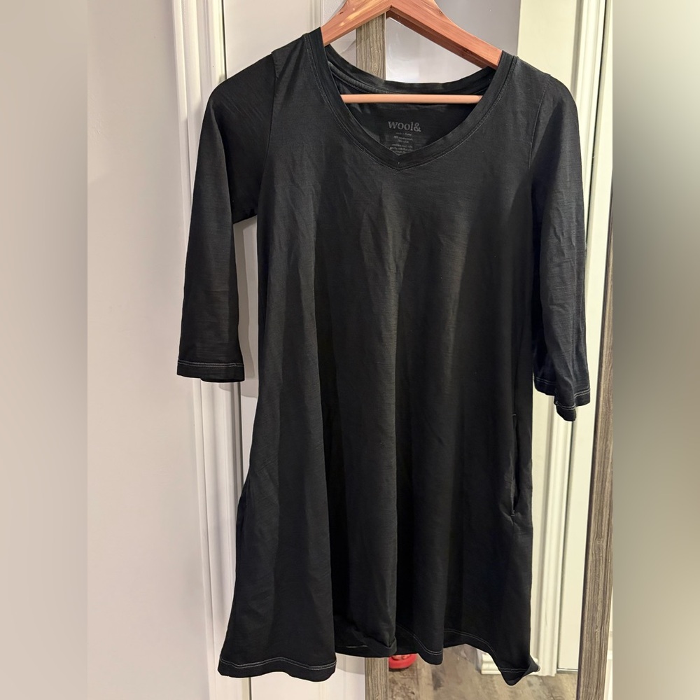 Wool& black Willow dyed from gray size small